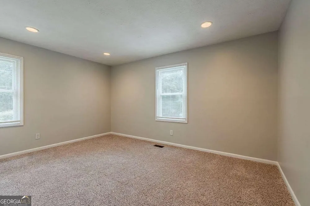 3633 Bunker Hill DR SW Atlanta, GA 30331