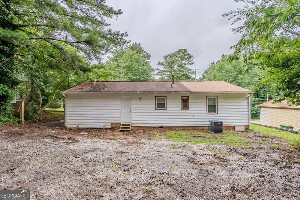 3633 Bunker Hill DR SW Atlanta, GA 30331