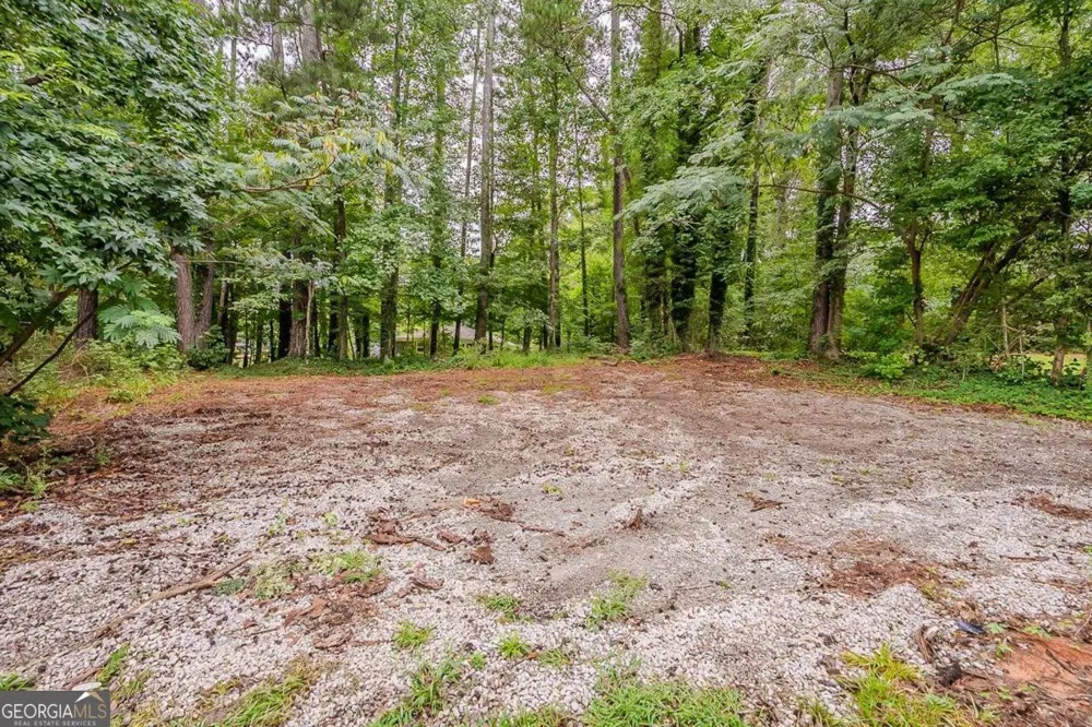 3633 Bunker Hill DR SW Atlanta, GA 30331