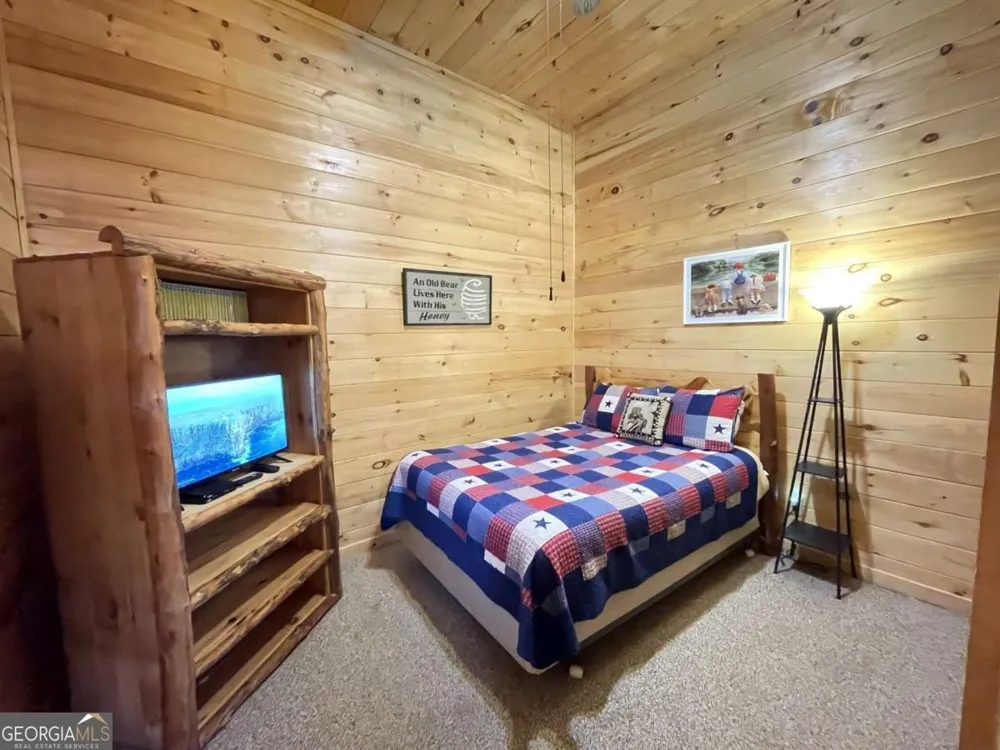 192 Oak Ridge WAY Morganton, GA 30560