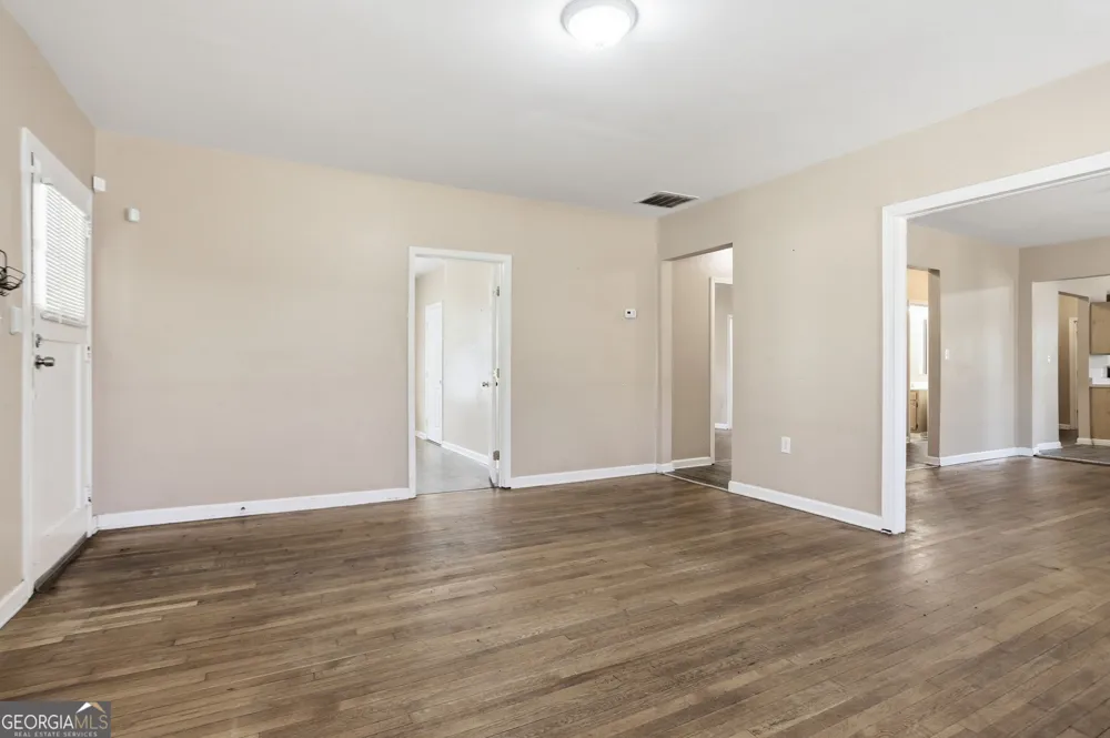 1691 Evans DR SW Atlanta, GA 30310