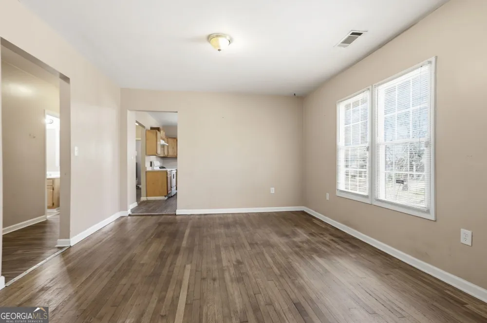 1691 Evans DR SW Atlanta, GA 30310
