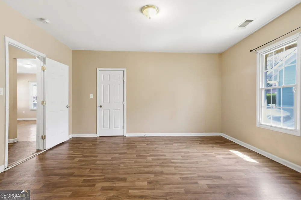 1691 Evans DR SW Atlanta, GA 30310