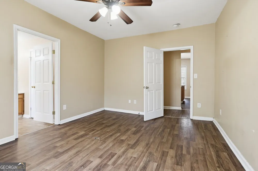 1691 Evans DR SW Atlanta, GA 30310
