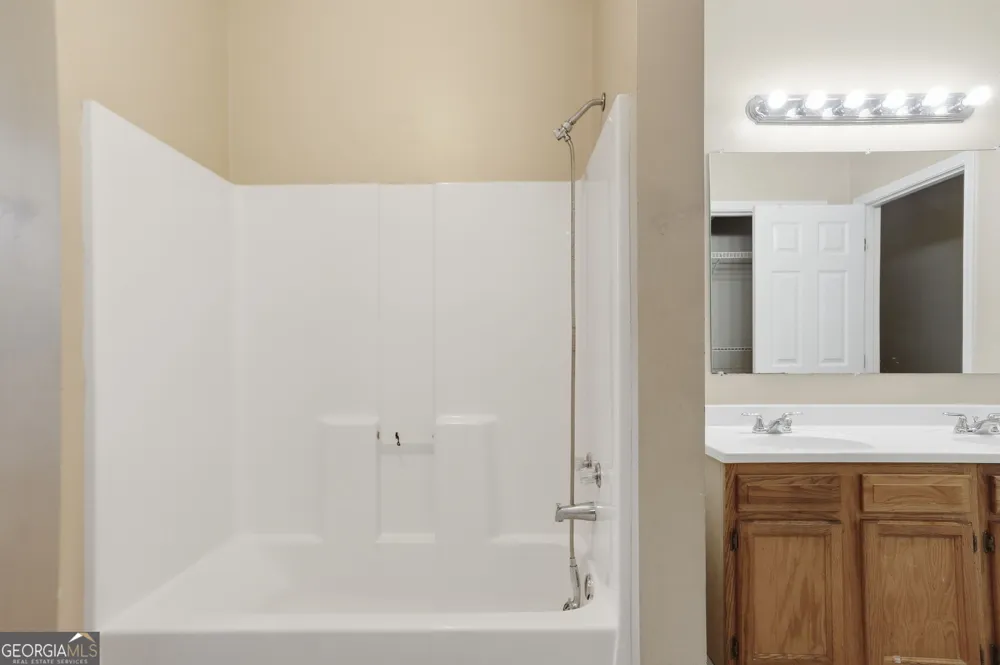 1691 Evans DR SW Atlanta, GA 30310