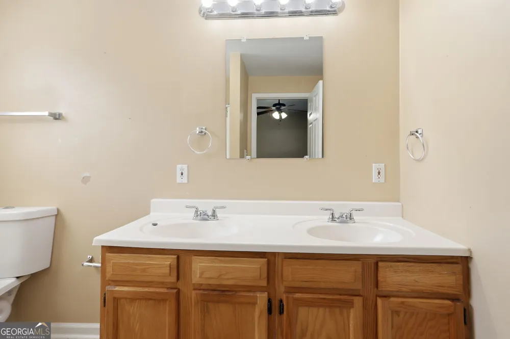 1691 Evans DR SW Atlanta, GA 30310