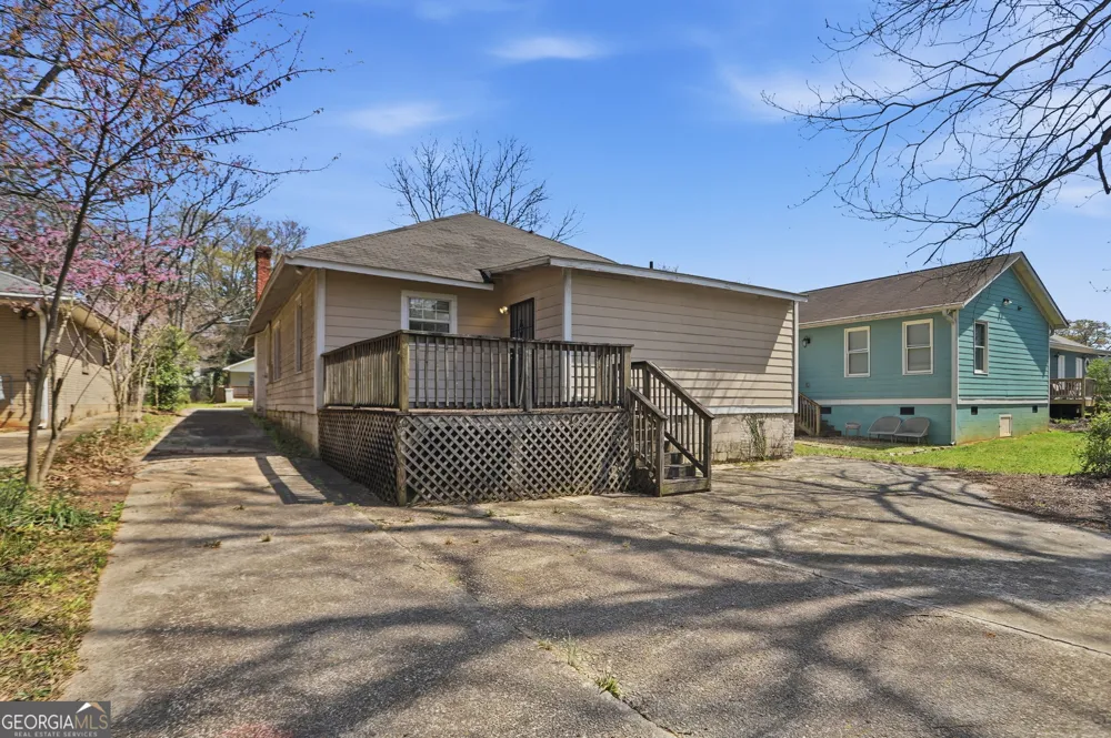 1691 Evans DR SW Atlanta, GA 30310