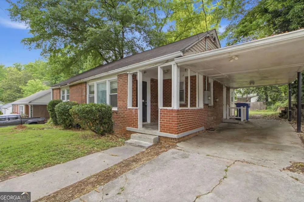 1837 Oakmont DR NW Atlanta, GA 30314