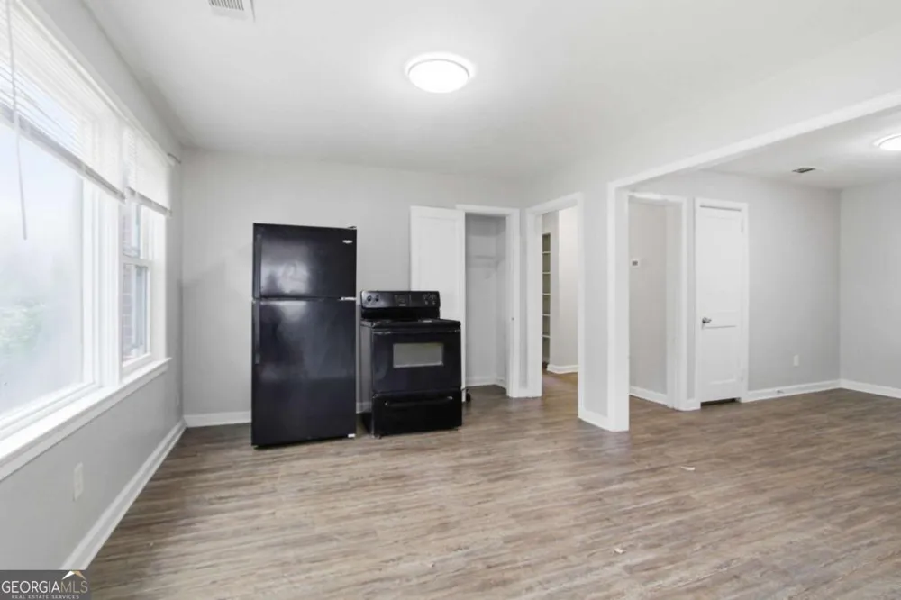 1837 Oakmont DR NW Atlanta, GA 30314