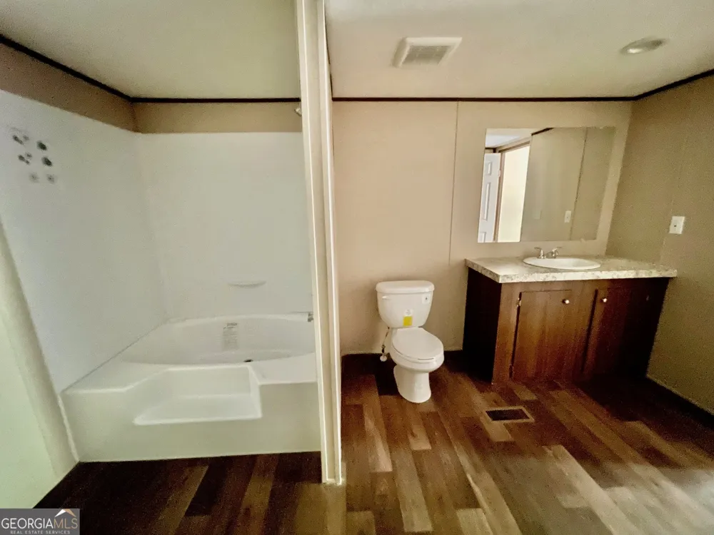197 Bearcreek RD Eatonton, GA 31024