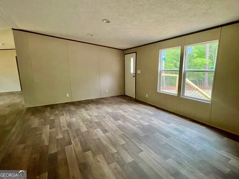 197 Bearcreek RD Eatonton, GA 31024