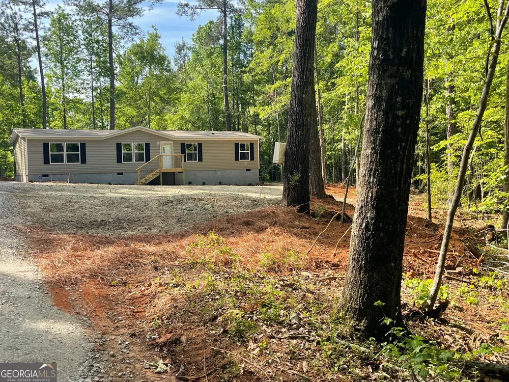 197 Bearcreek RD Eatonton, GA 31024