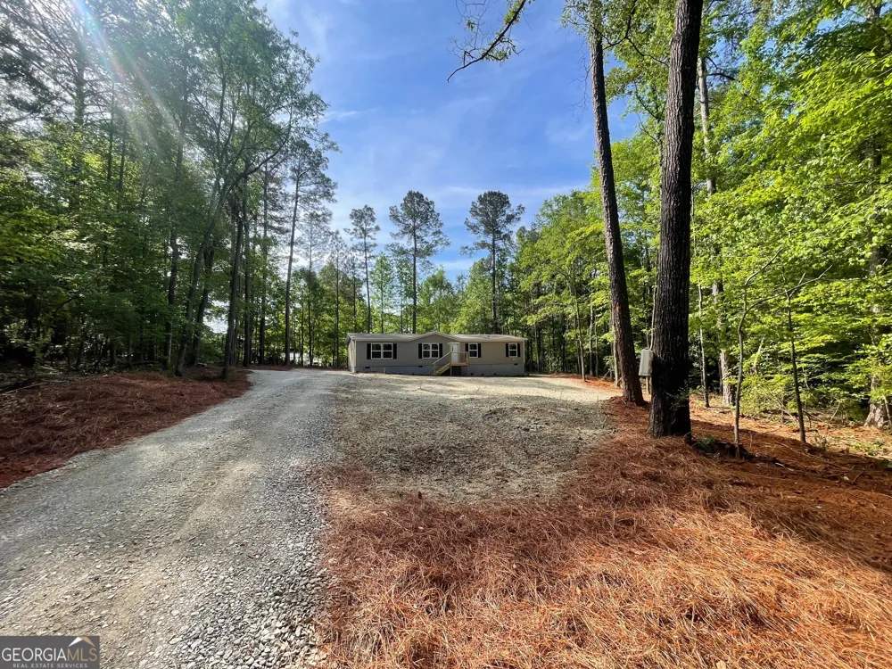 197 Bearcreek RD Eatonton, GA 31024