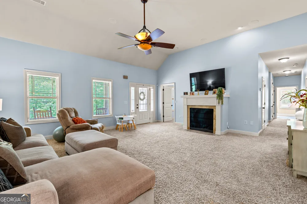 2694 Welcome RD Newnan, GA 30263
