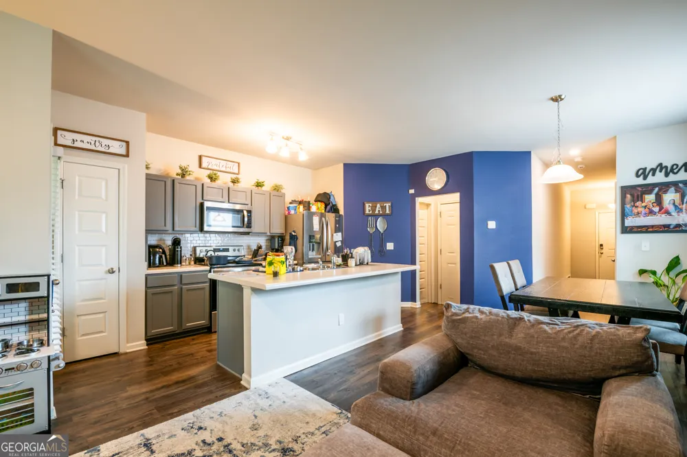 6302 Rockaway RD Atlanta, GA 30349