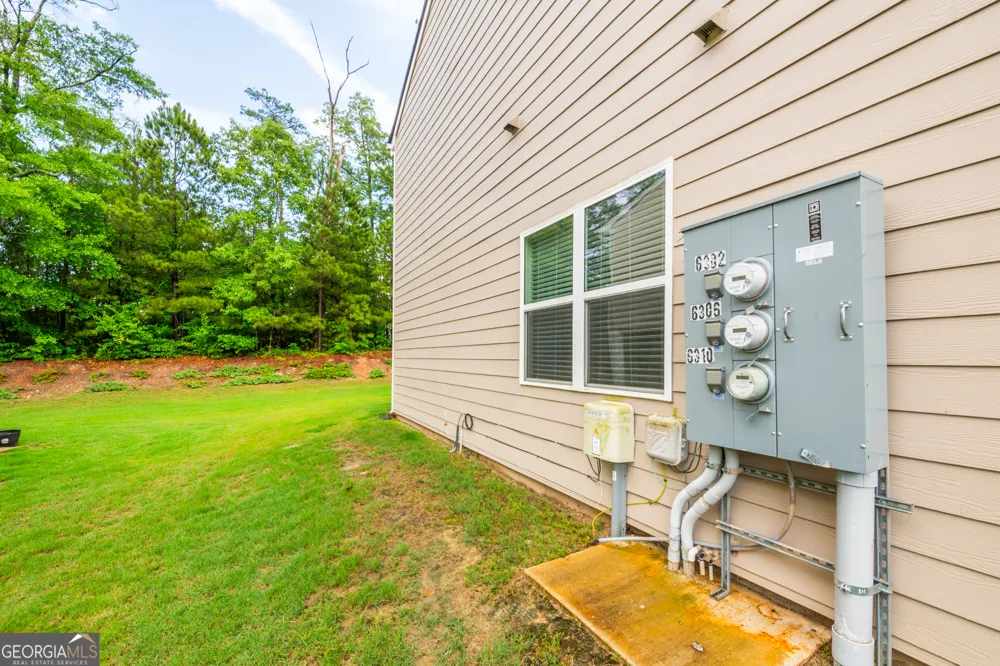 6302 Rockaway RD Atlanta, GA 30349