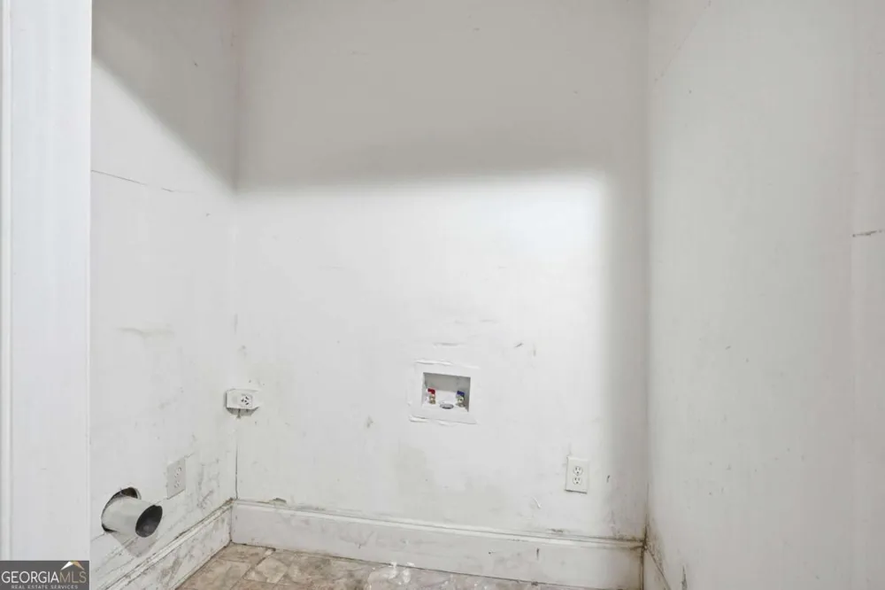 1630 Liberty VLY Decatur, GA 30032