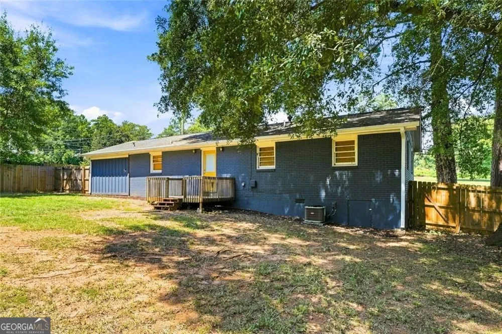 239 Hurt RD SW Smyrna, GA 30082