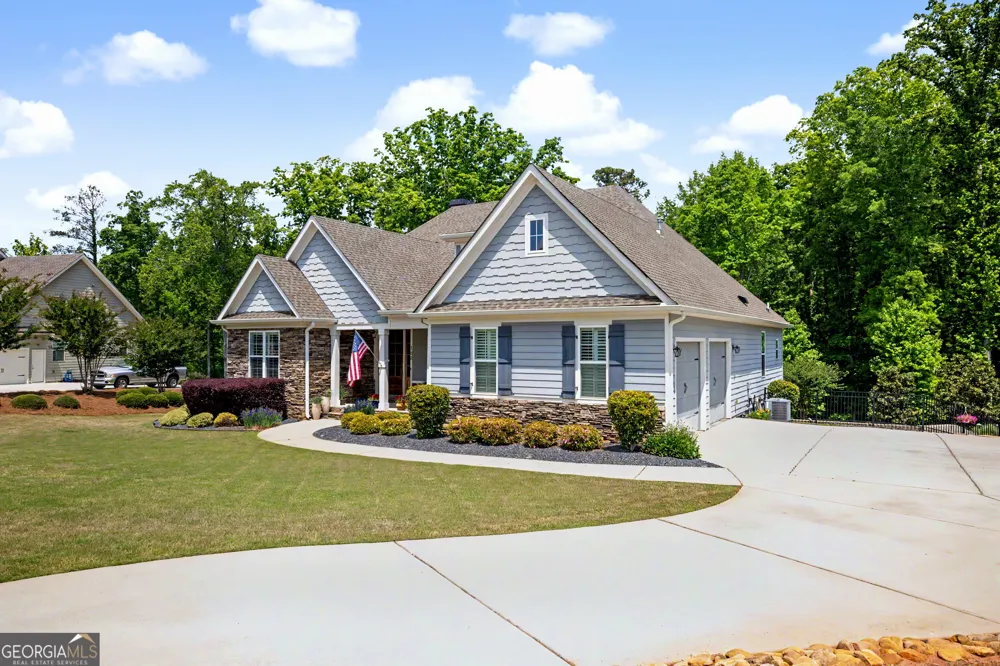 123 Big Horn DR Newnan, GA 30265