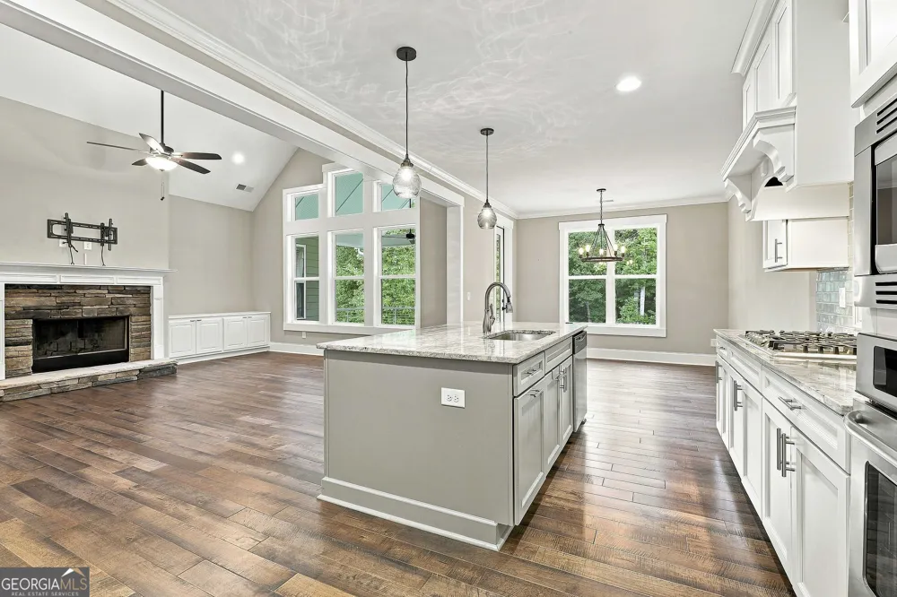 123 Big Horn DR Newnan, GA 30265