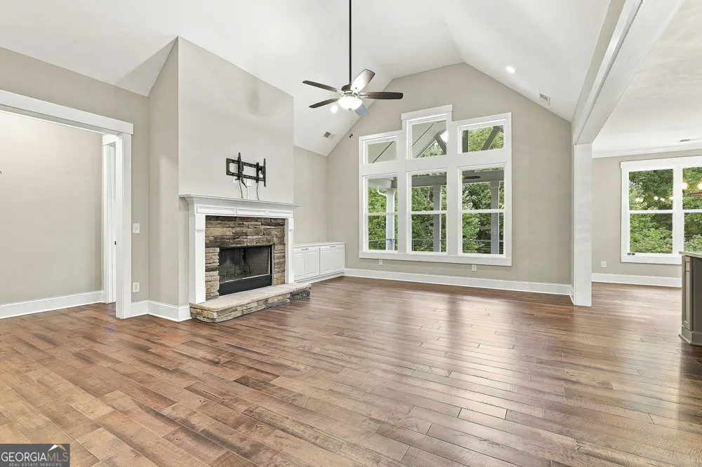 123 Big Horn DR Newnan, GA 30265