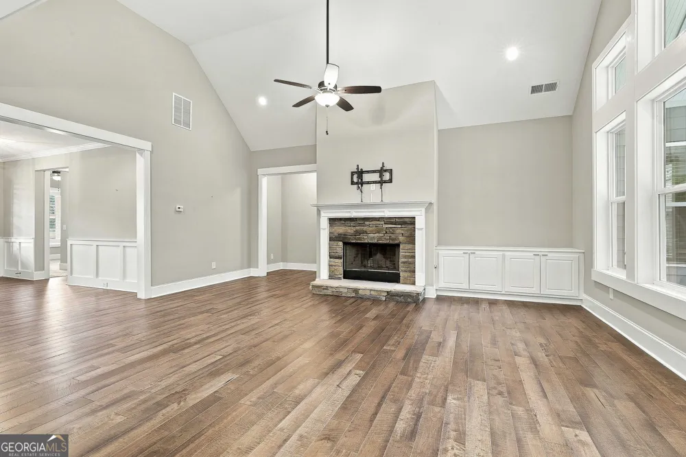 123 Big Horn DR Newnan, GA 30265