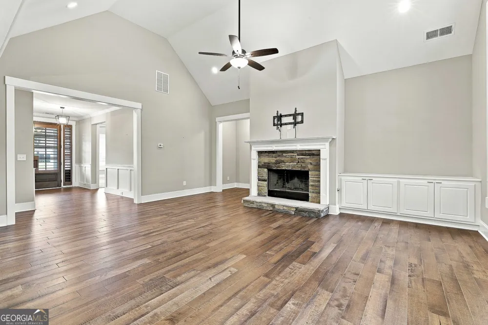 123 Big Horn DR Newnan, GA 30265