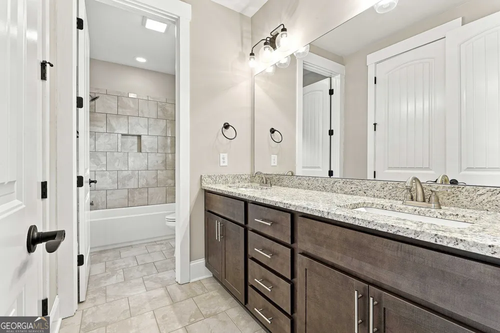 123 Big Horn DR Newnan, GA 30265