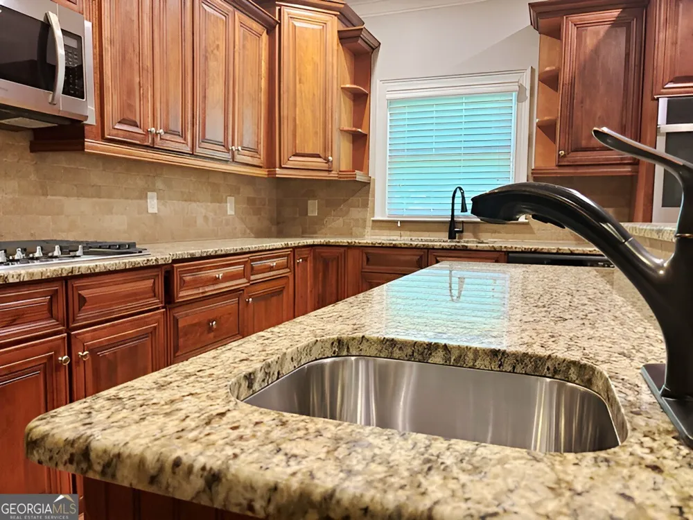 2069 Harmony DR Canton, GA 30115