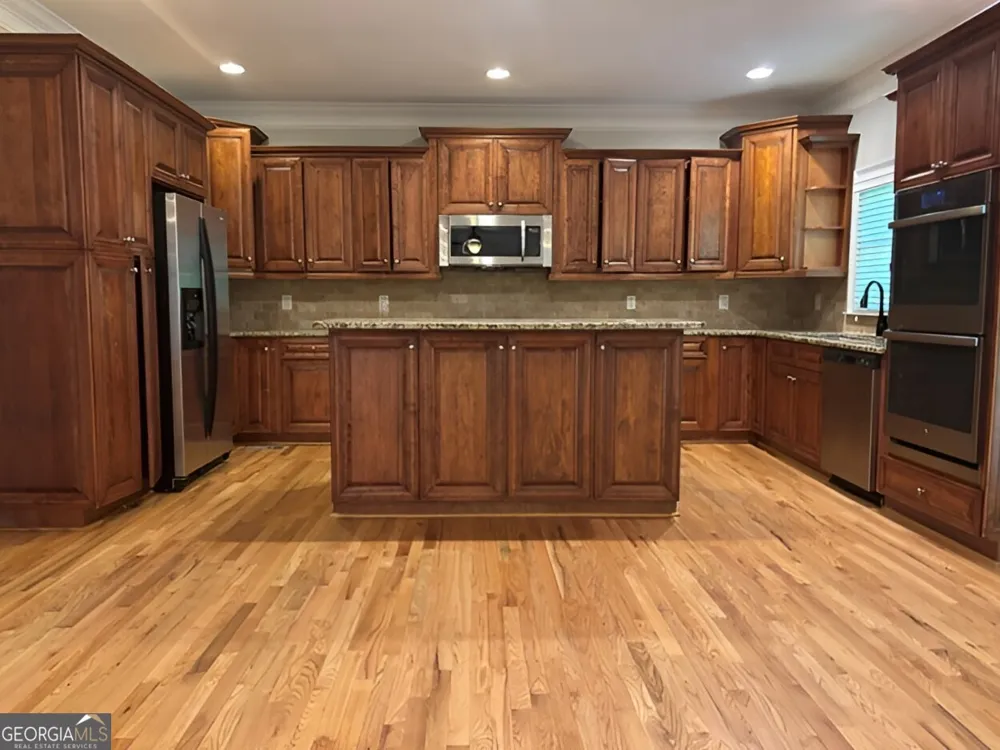 2069 Harmony DR Canton, GA 30115