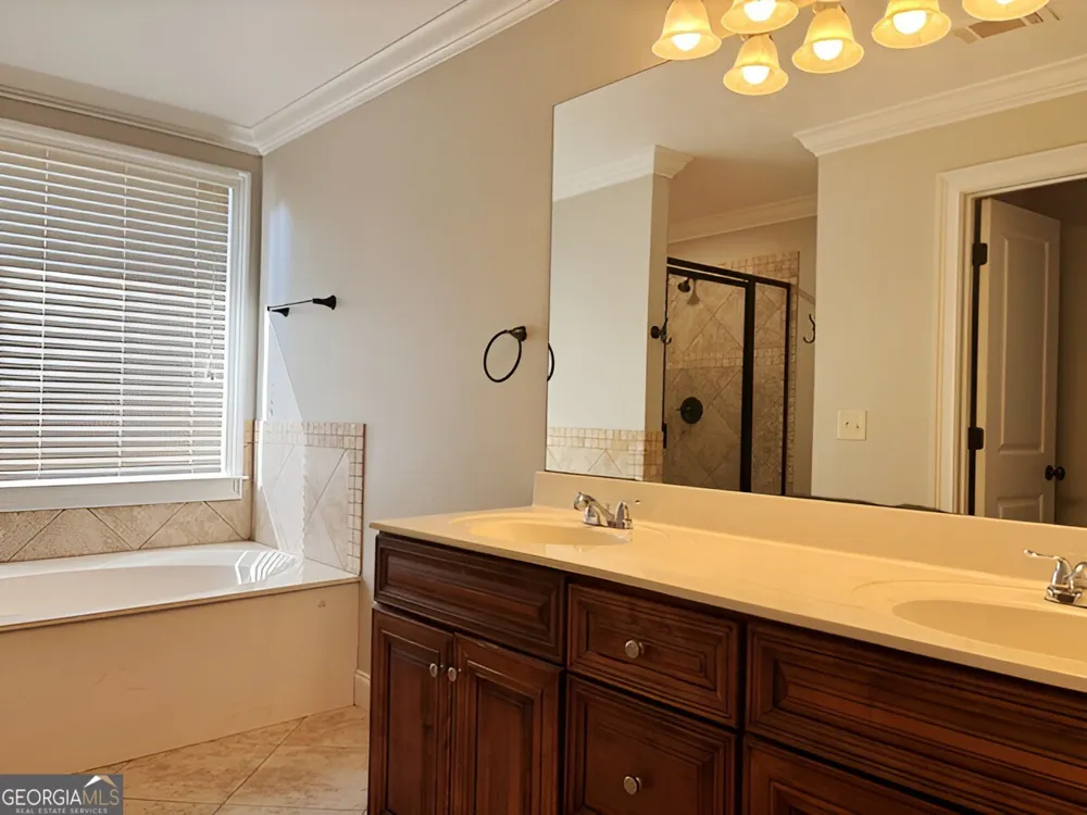 2069 Harmony DR Canton, GA 30115