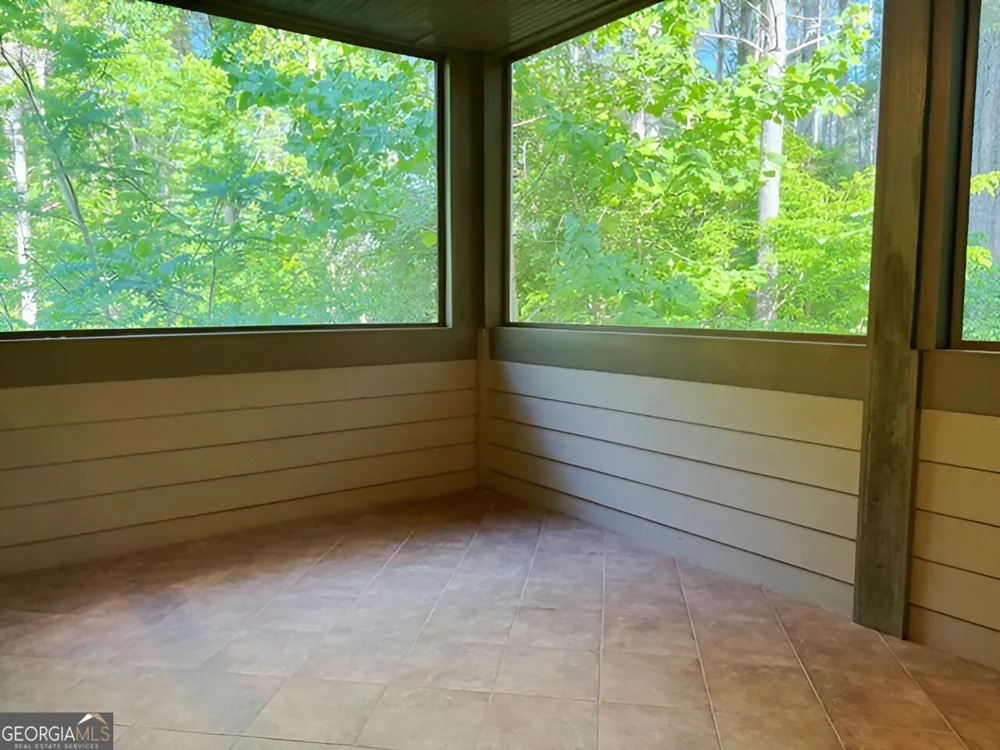 2069 Harmony DR Canton, GA 30115