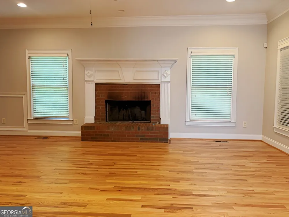 2069 Harmony DR Canton, GA 30115