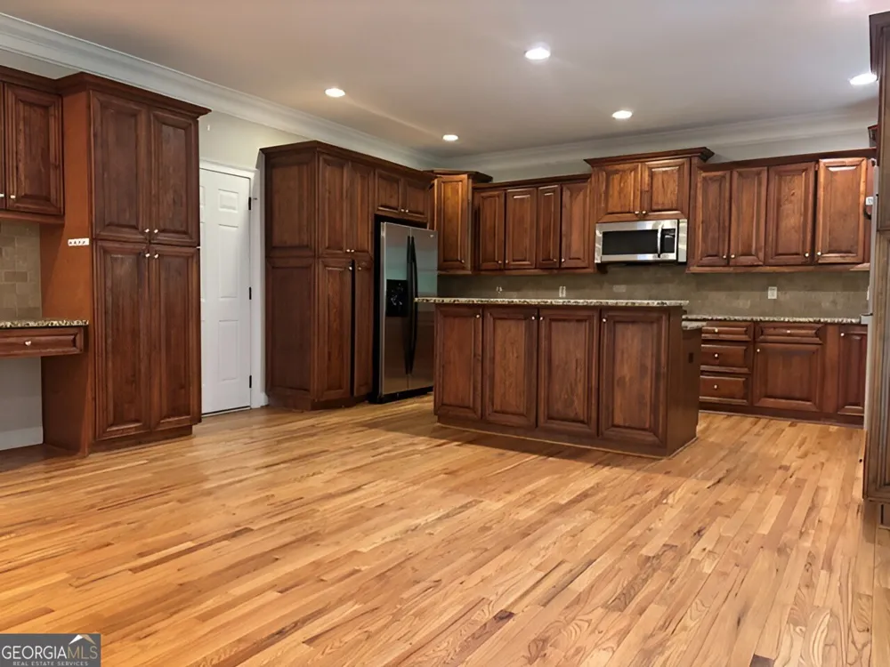 2069 Harmony DR Canton, GA 30115