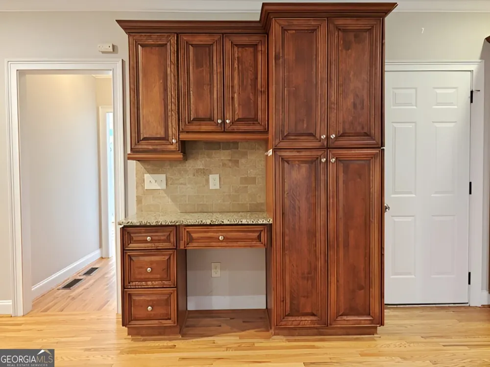 2069 Harmony DR Canton, GA 30115