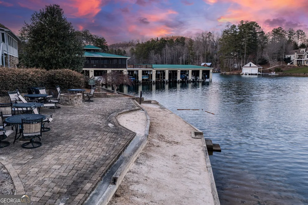 43 Seasons View CT Clarkesville, GA 30523