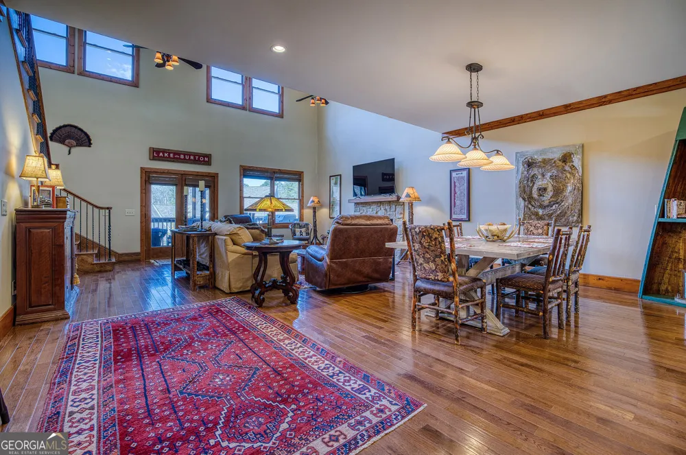 43 Seasons View CT Clarkesville, GA 30523