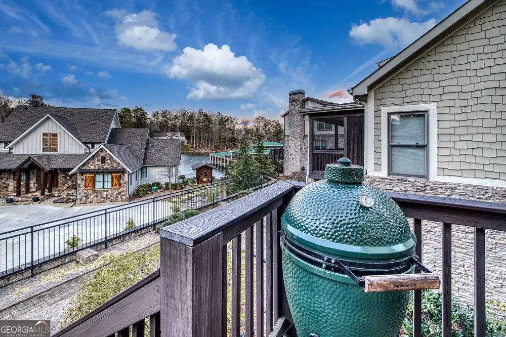 43 Seasons View CT Clarkesville, GA 30523