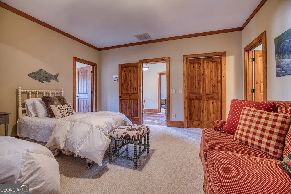 43 Seasons View CT Clarkesville, GA 30523