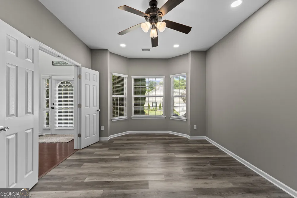 201 Overlook CT Canton, GA 30115