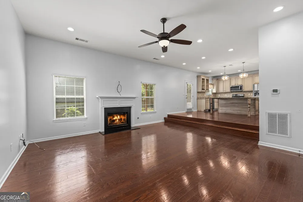 201 Overlook CT Canton, GA 30115