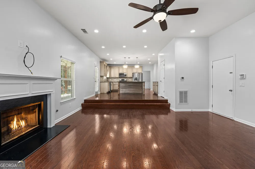 201 Overlook CT Canton, GA 30115