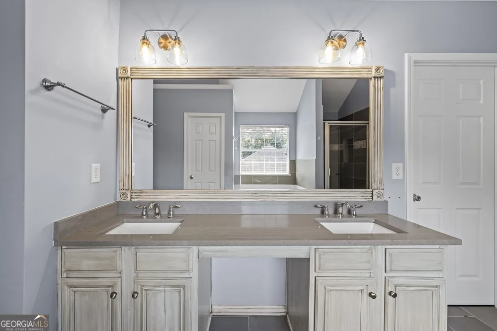 201 Overlook CT Canton, GA 30115