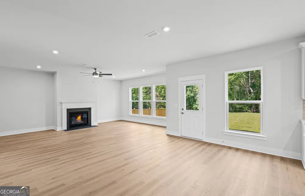 4711 Wilderness TRL Flowery Branch, GA 30542