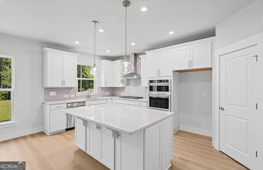 4711 Wilderness TRL Flowery Branch, GA 30542