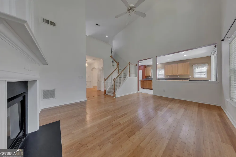 3213 Juniper DR NW Kennesaw, GA 30144