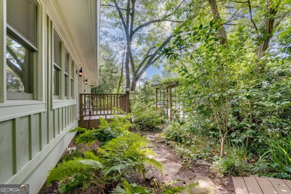 4621 Lakeshore DR Pine Lake, GA 30072