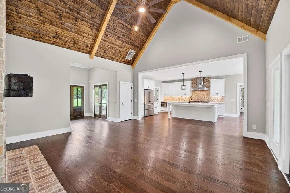 924 Browning RD Fairmount, GA 30139