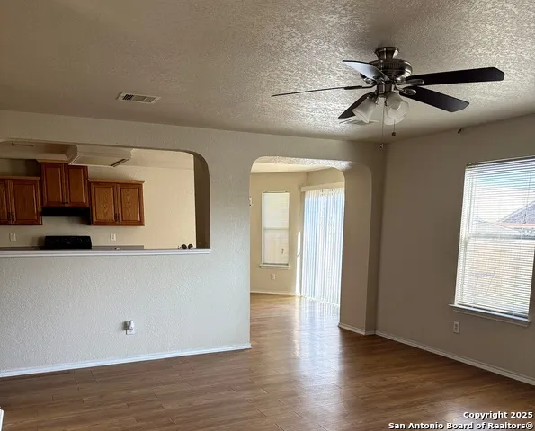 1230 Range Field San Antonio, TX 78245