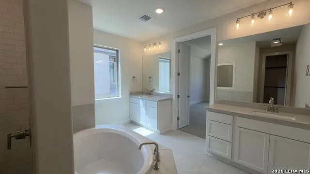 15103 DOMINO RDG San Antonio, TX 78245